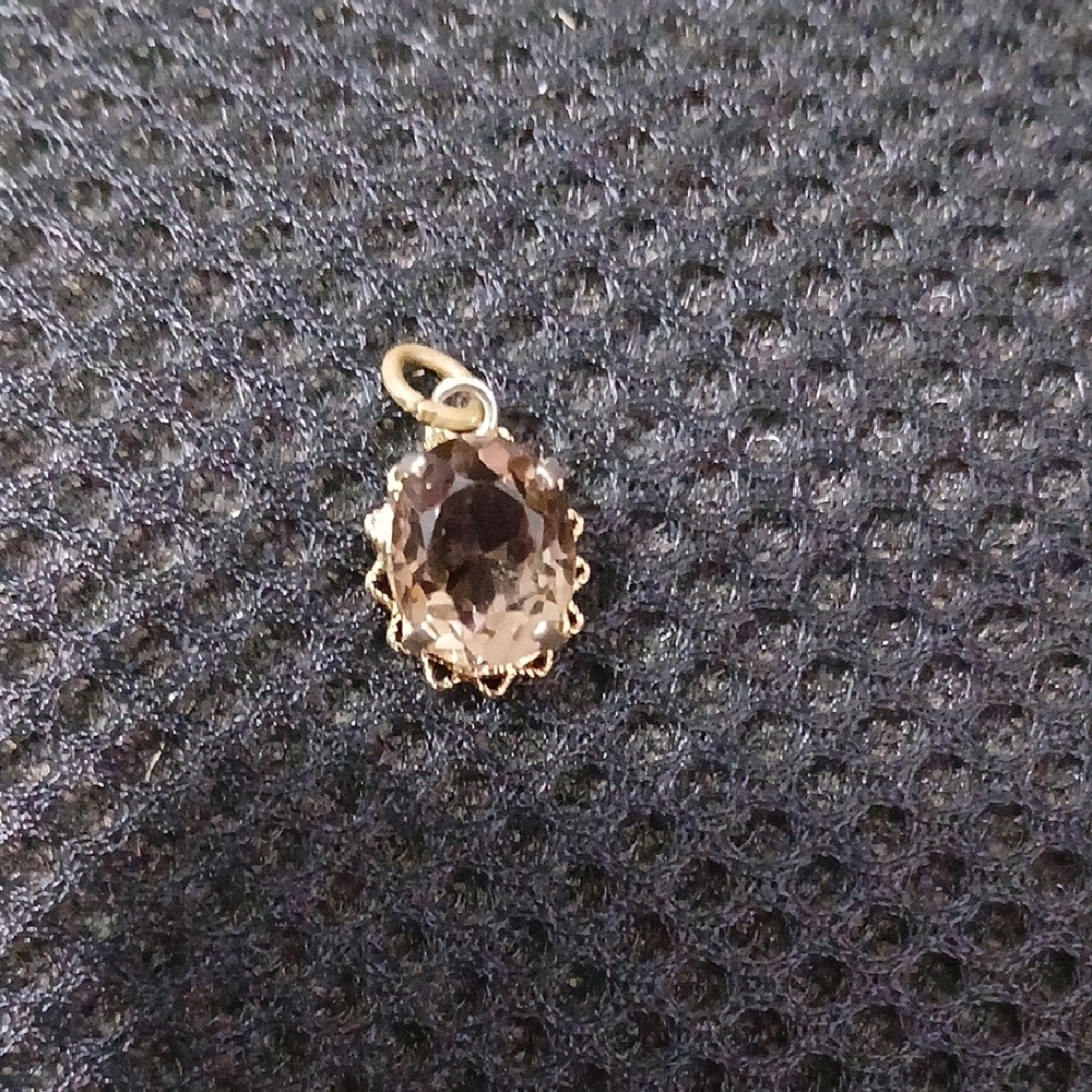 Elegant Gold and Brown Topaz Pendant